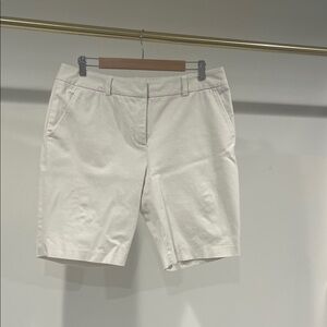 Elegant Cream Women's Bermuda Shorts